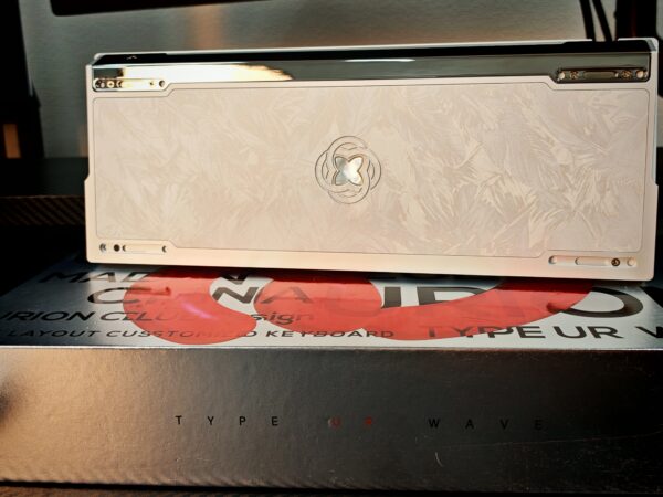 UR Studio M1X Feather Case